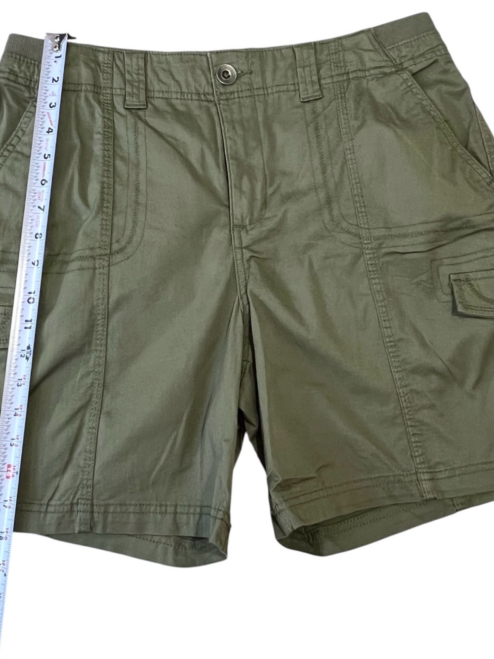 Style & Co. Women's Mid-Rise Comfort-Waist Cargo Shorts, Color Olive, Size 12 - Picture 3 of 12